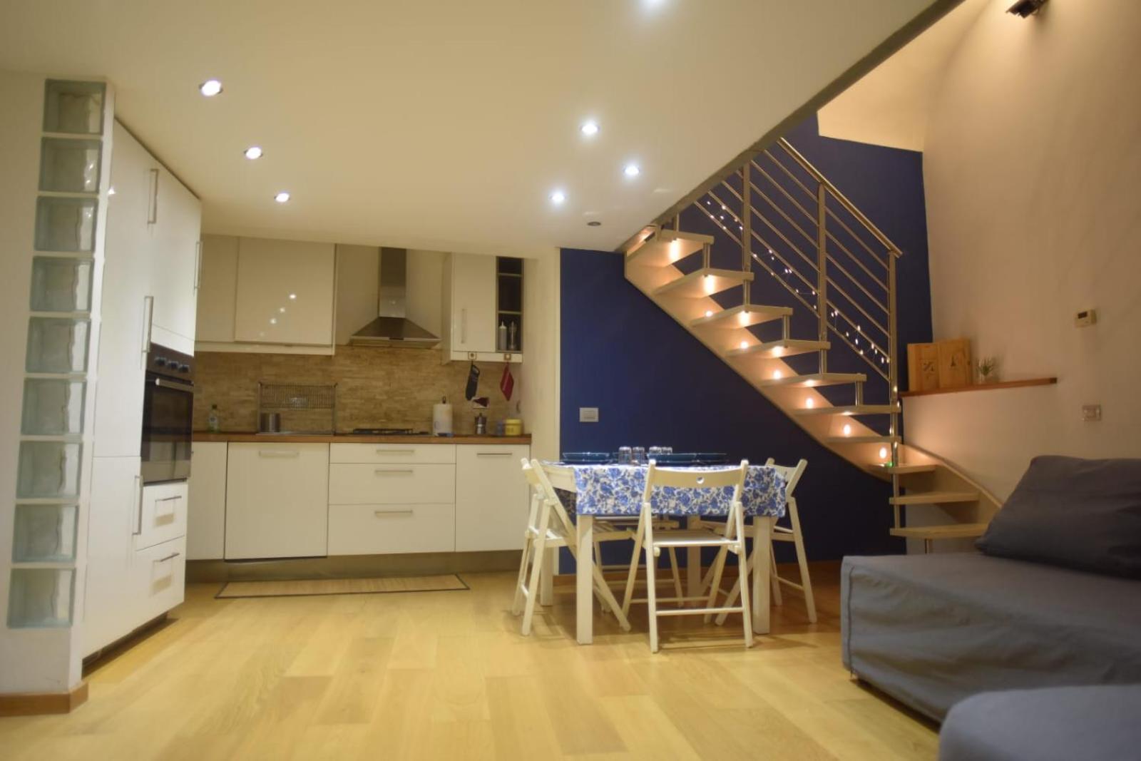 Blue House Nel Cuore Di